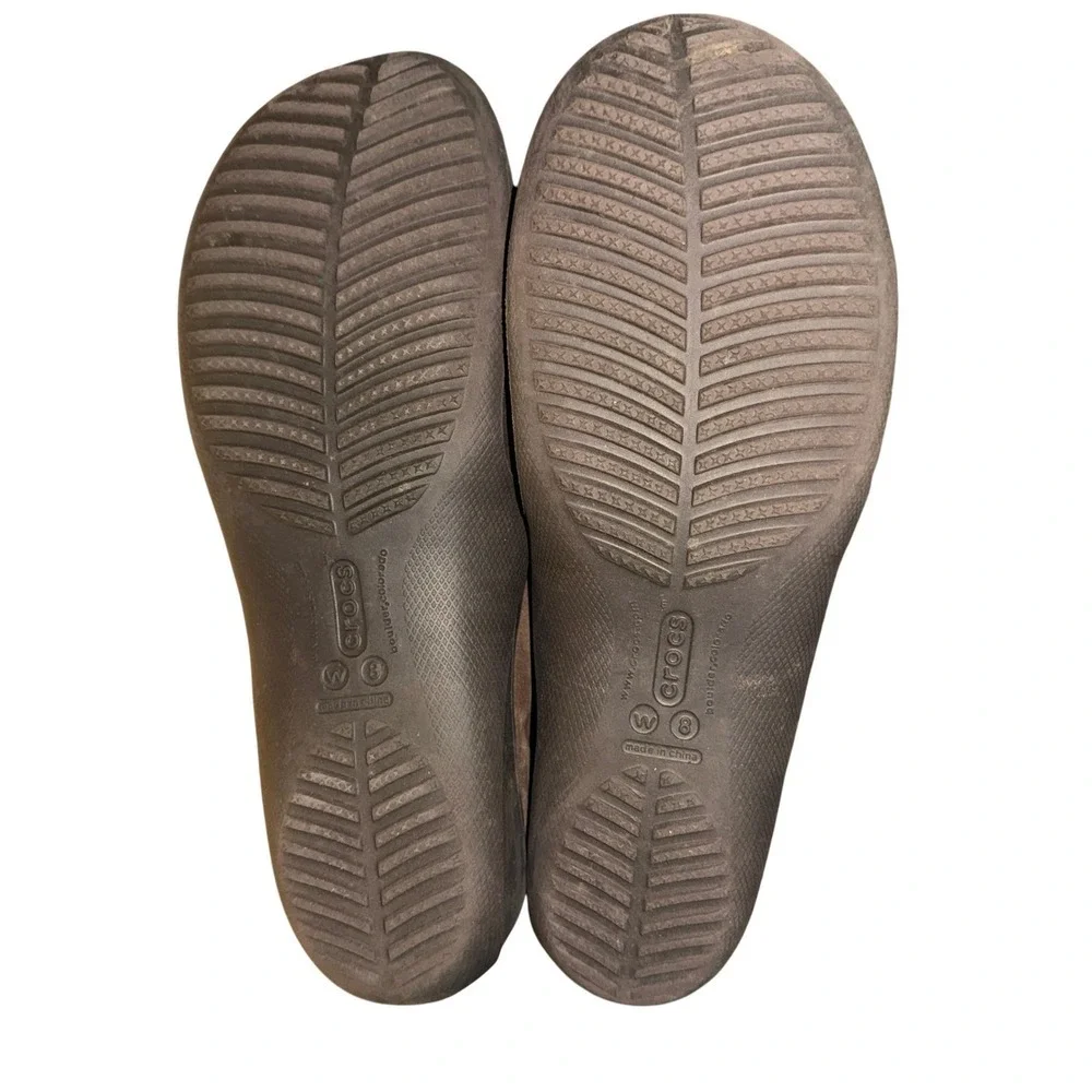 Crocs Mary Jane Flats Womens 8 Pre-Owned Shoe Brown Nubuck Leather SlipOn Travel
